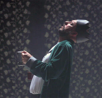 Attore di "Enrico IV" in scena